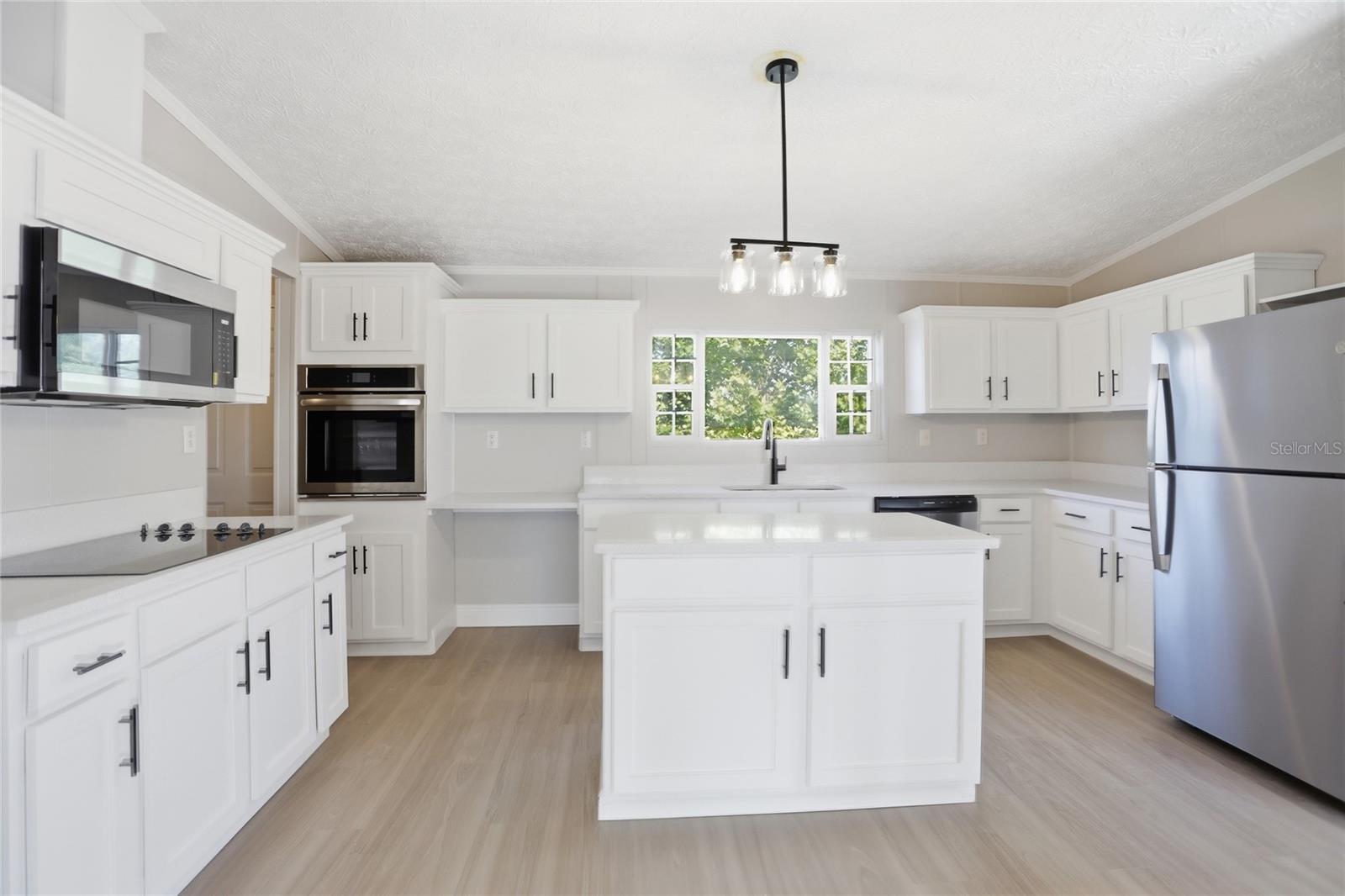 SILVER LAKE ESTATES UNIT 2 - Residential