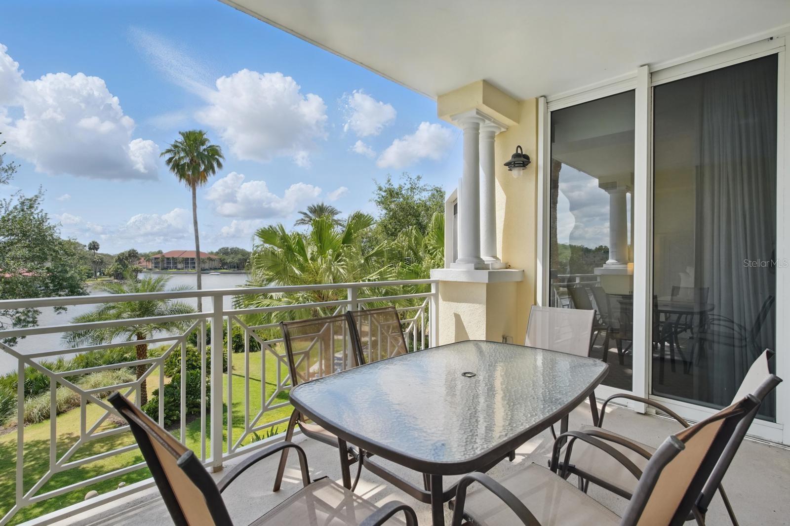 102 YACHT HARBOR DRIVE 263