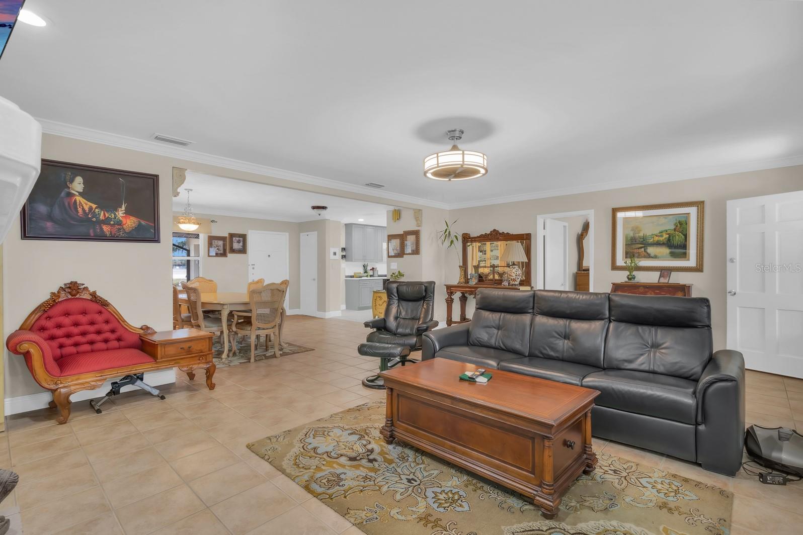 ALLIGATOR LAKESHORE - Residential