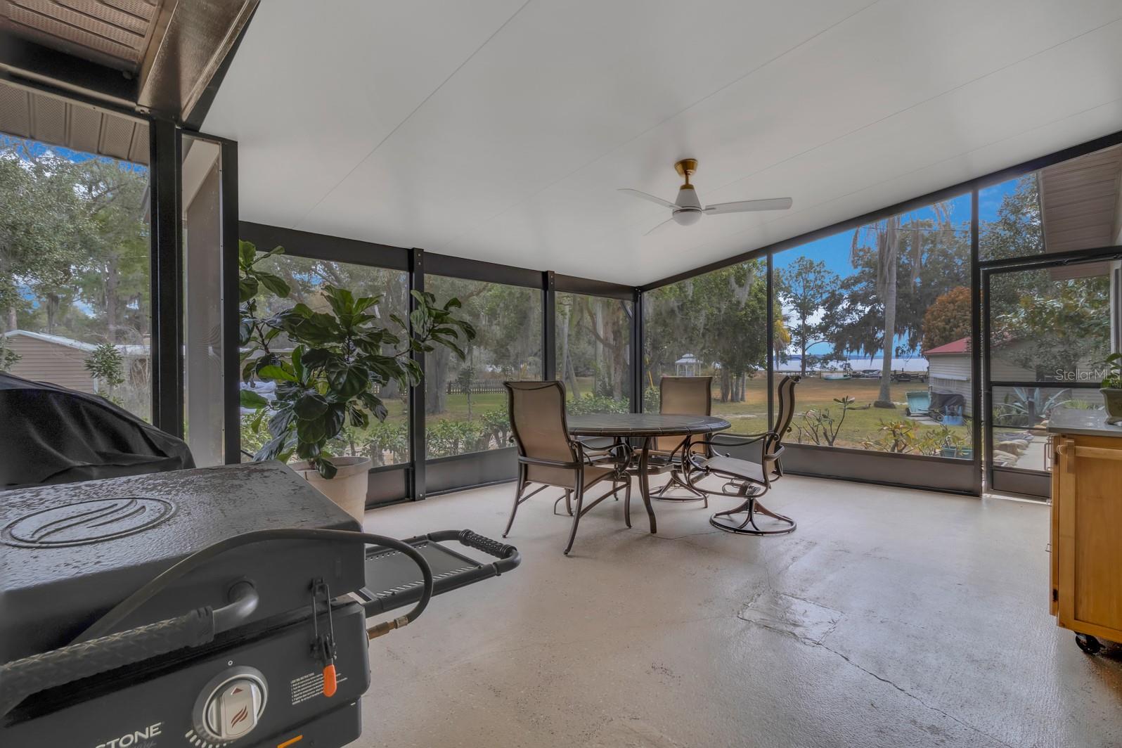 ALLIGATOR LAKESHORE - Residential