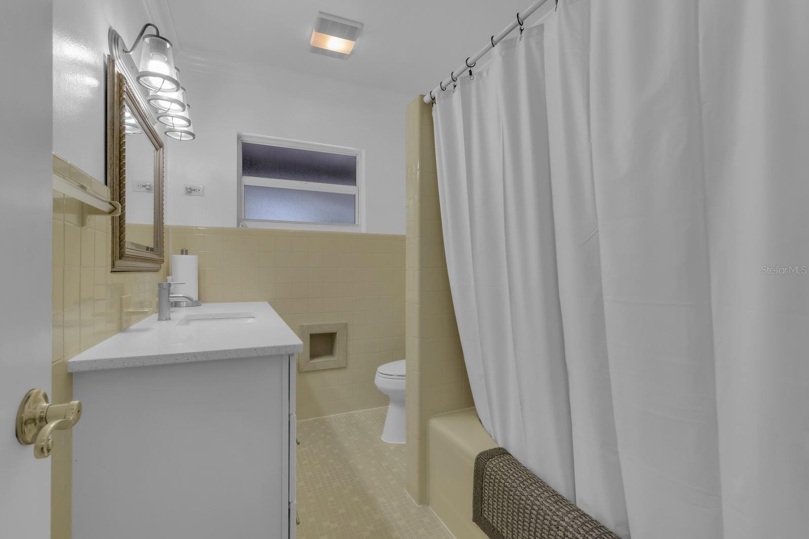 ALLIGATOR LAKESHORE - Residential