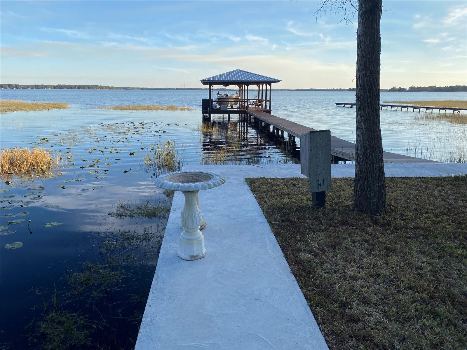 ALLIGATOR LAKESHORE - Residential