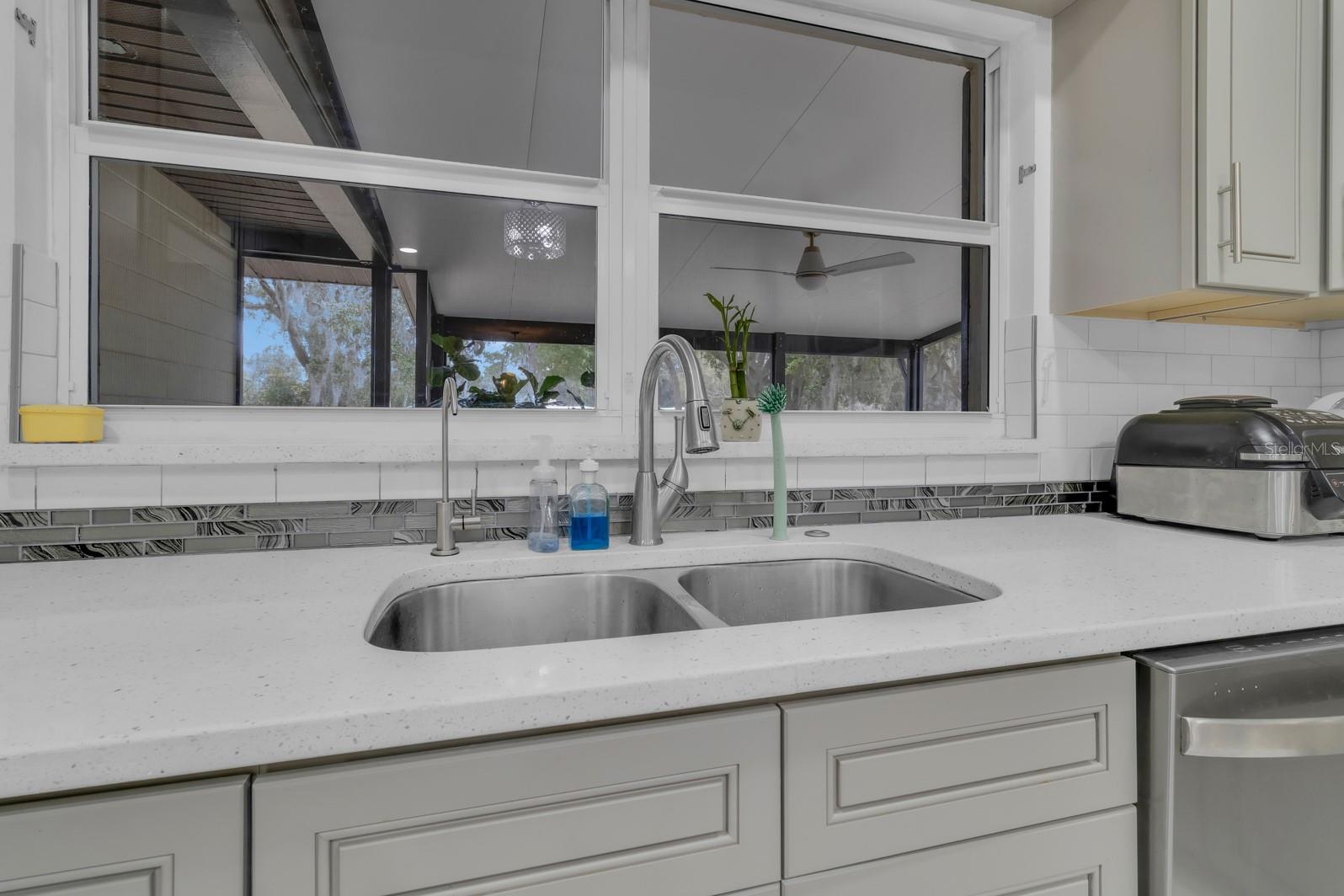 ALLIGATOR LAKESHORE - Residential