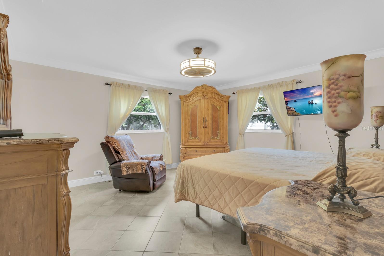 ALLIGATOR LAKESHORE - Residential