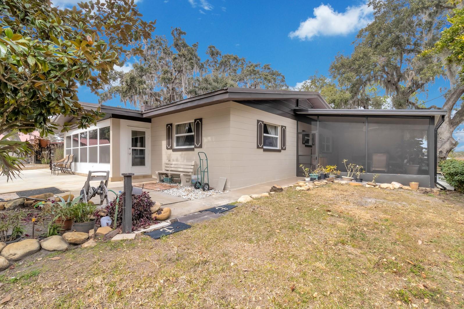 ALLIGATOR LAKESHORE - Residential