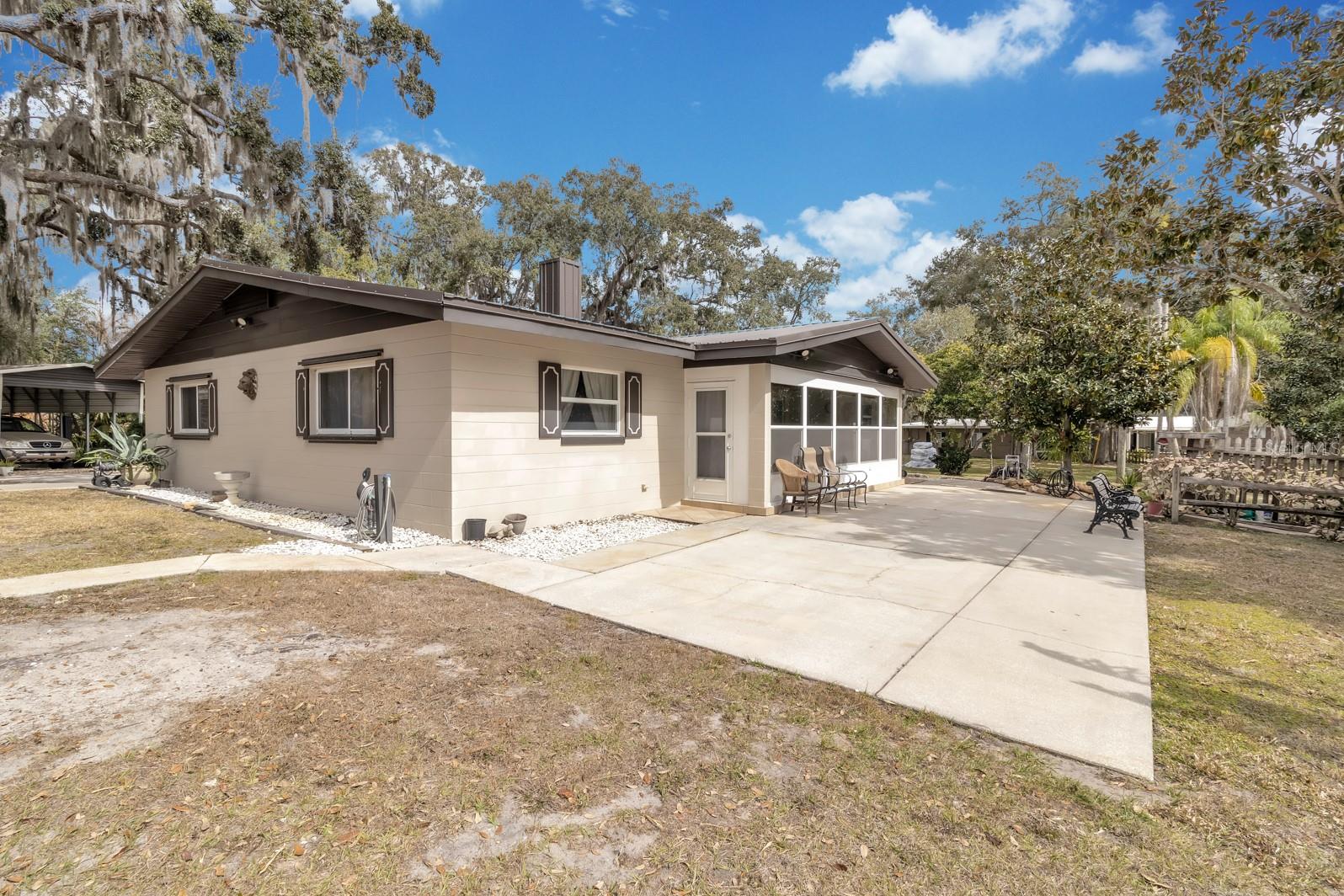 ALLIGATOR LAKESHORE - Residential