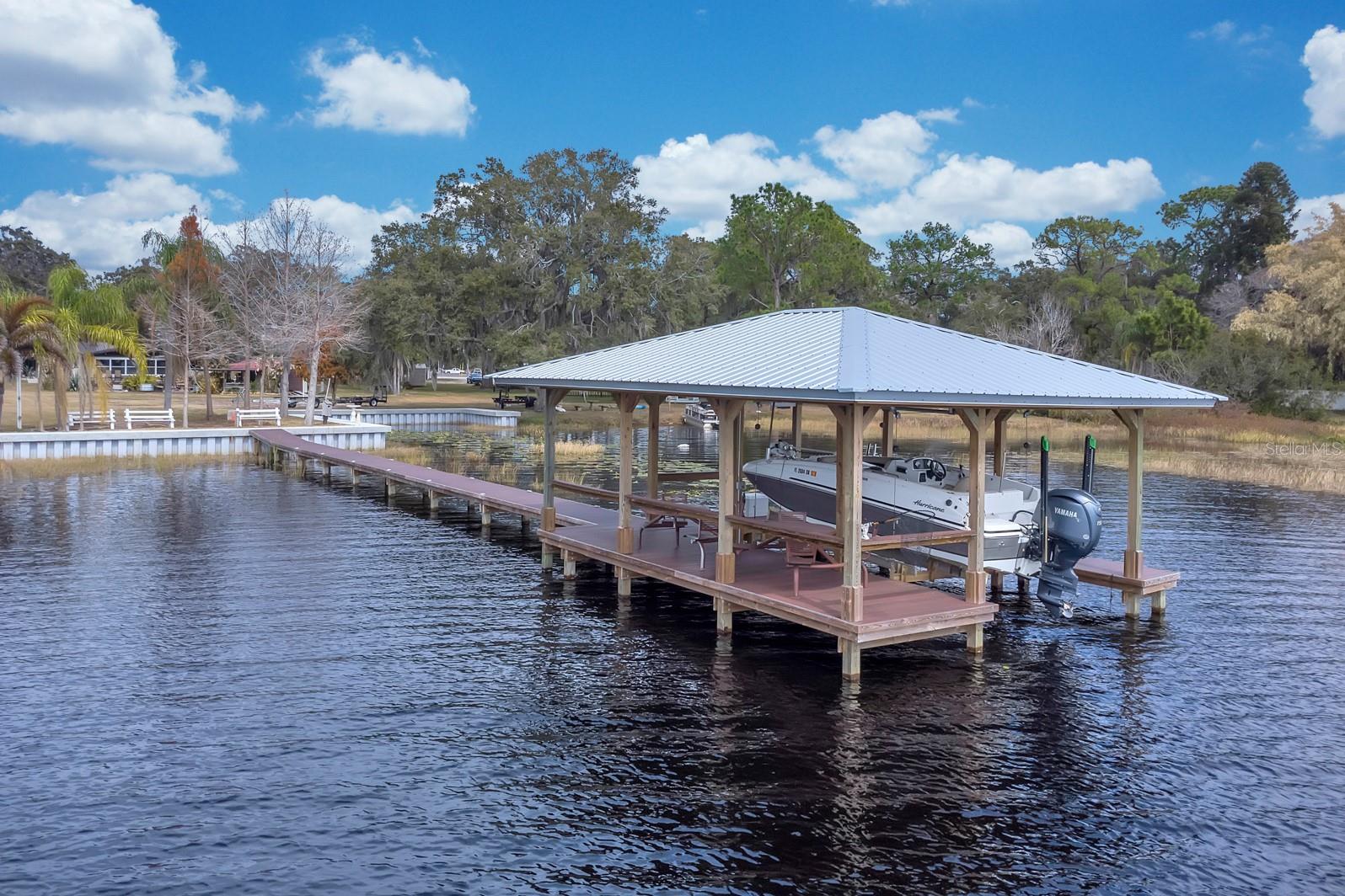 ALLIGATOR LAKESHORE - Residential