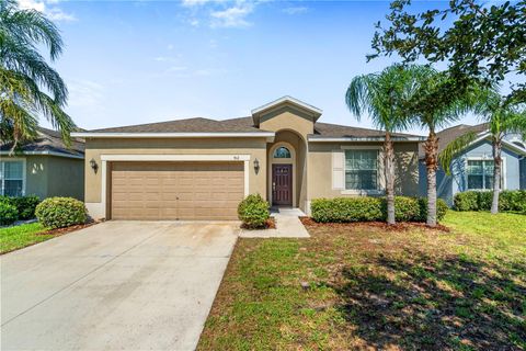 Photo of 912 Meadow Glade Drive, Ruskin, FL 33570 (MLS # TB8415855)