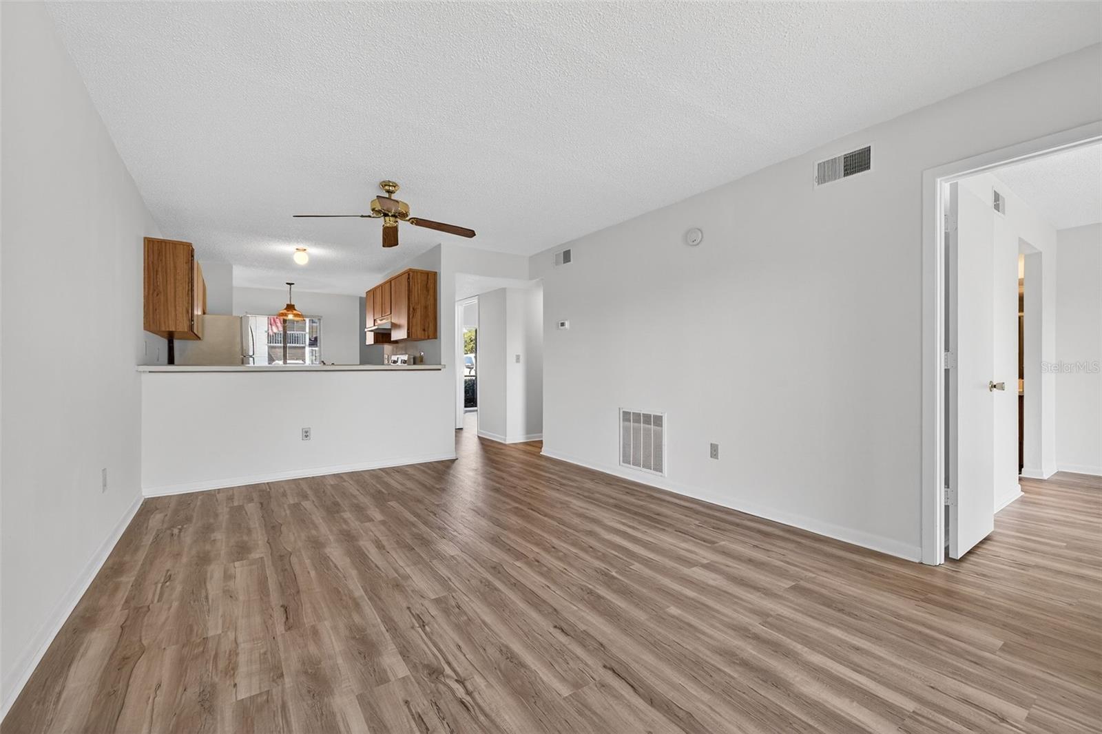 SHADOW LAKES CONDO - Residential