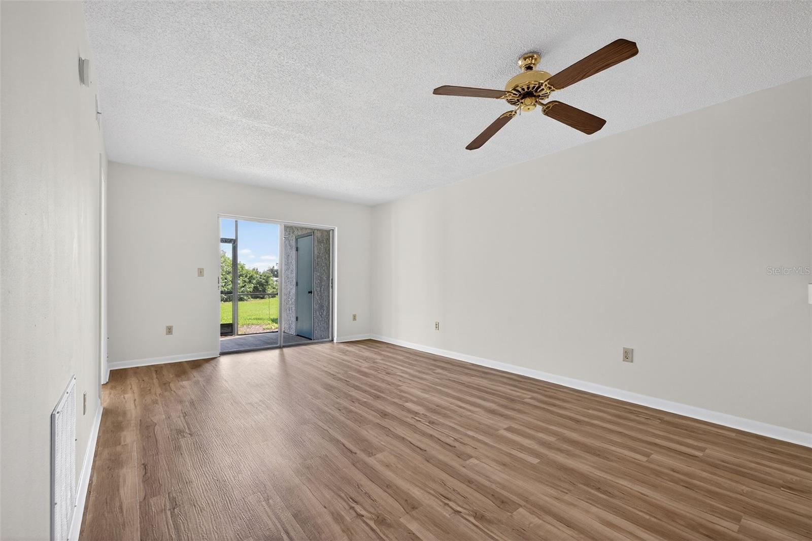 SHADOW LAKES CONDO - Residential