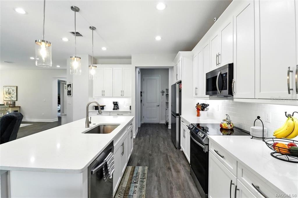 CLEARVIEW ESTATES - Residential