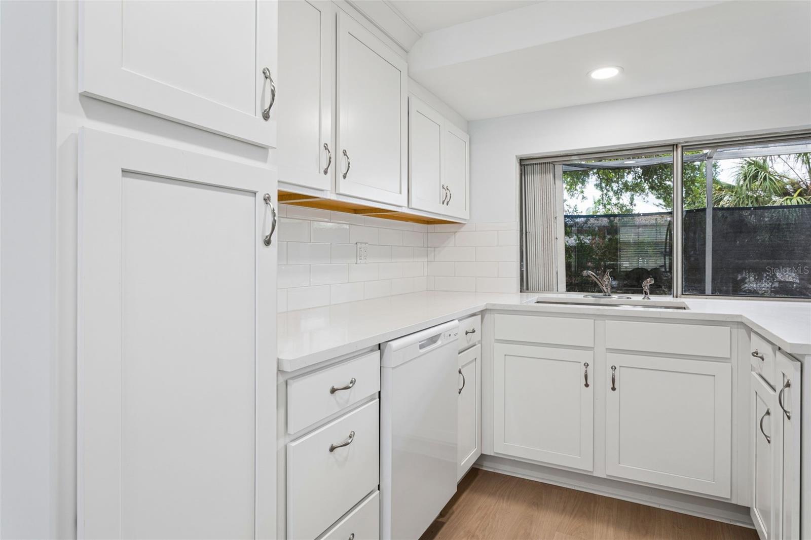 BEACON SQUARE - Residential
