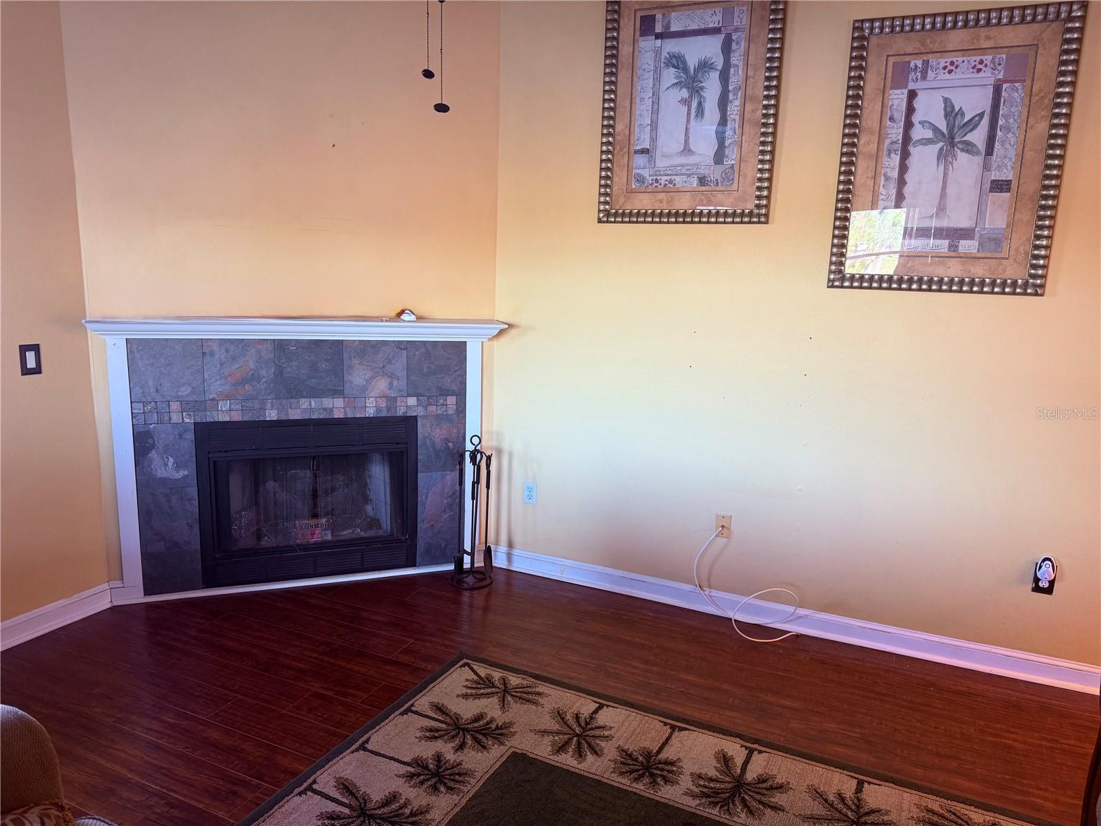 HERNANDO BEACH - Residential