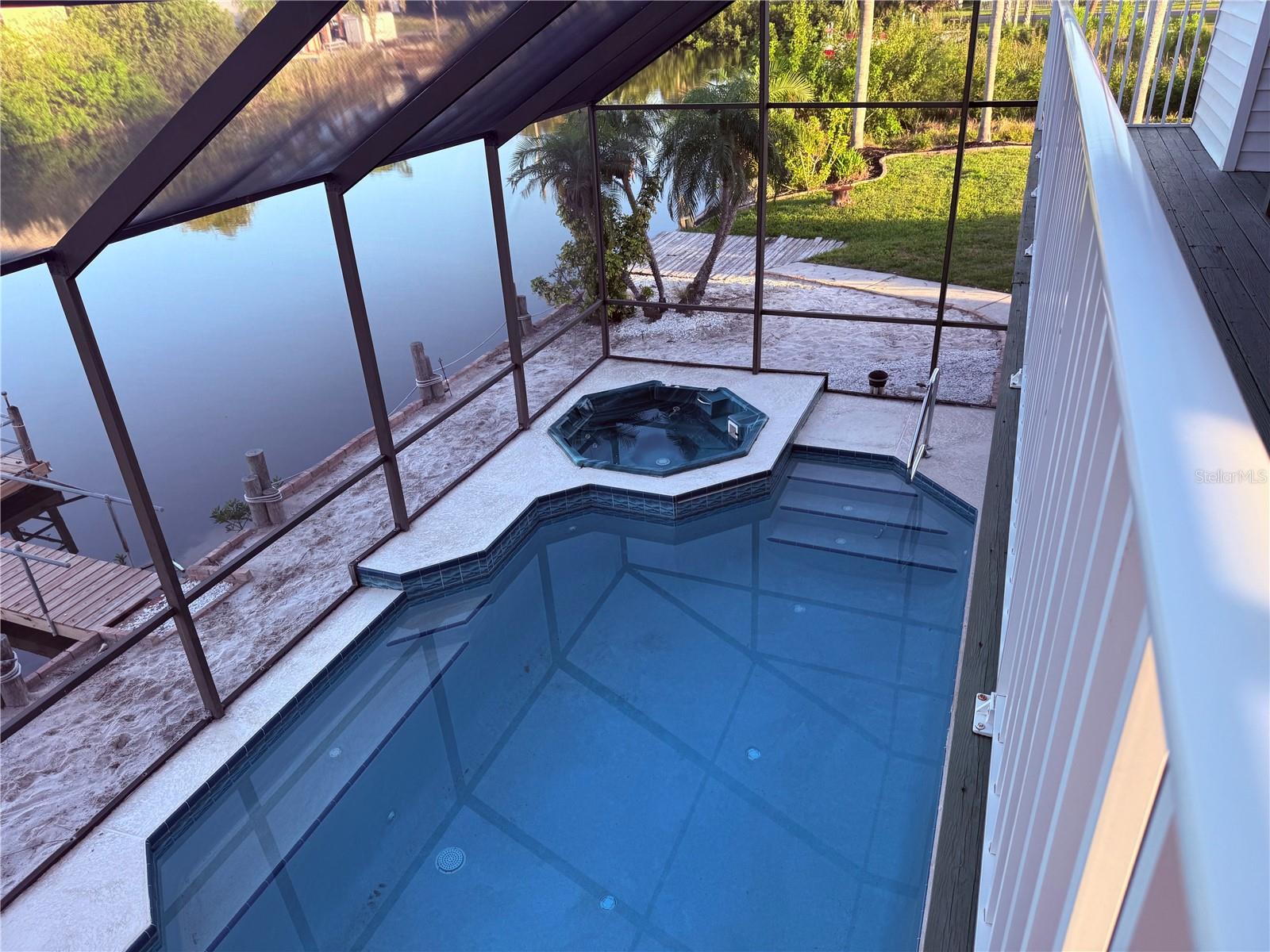 HERNANDO BEACH - Residential