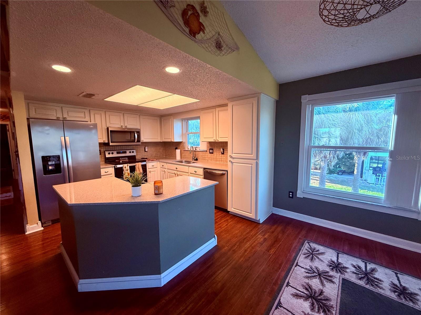 HERNANDO BEACH - Residential