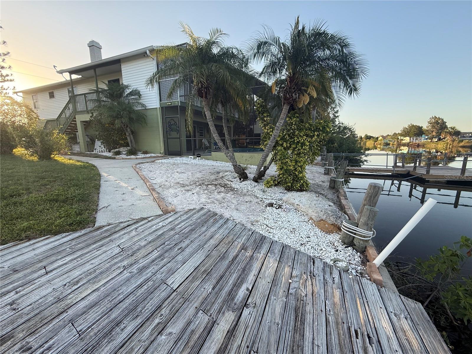 HERNANDO BEACH - Residential