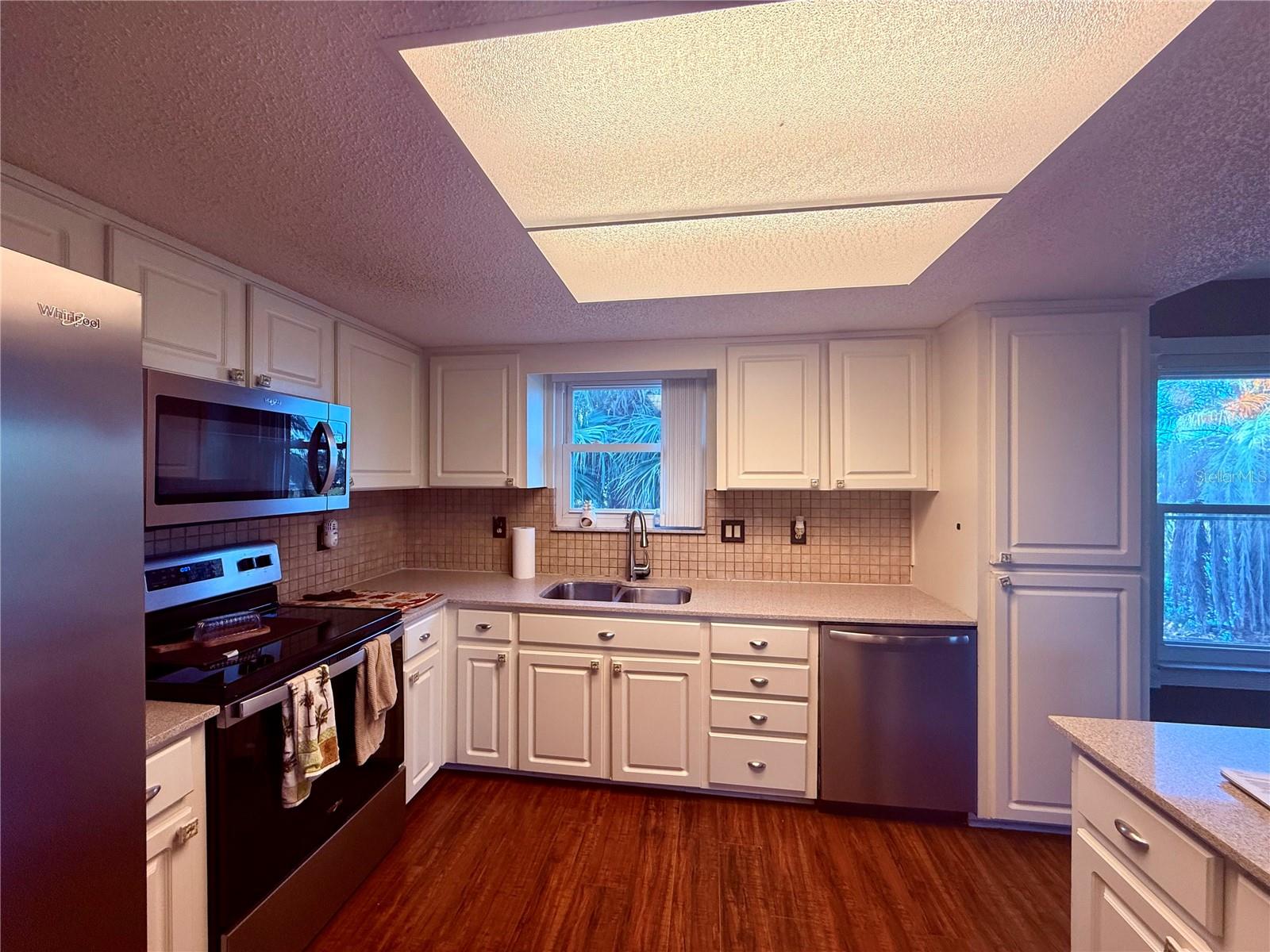 HERNANDO BEACH - Residential