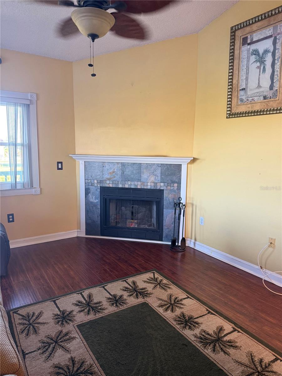 HERNANDO BEACH - Residential