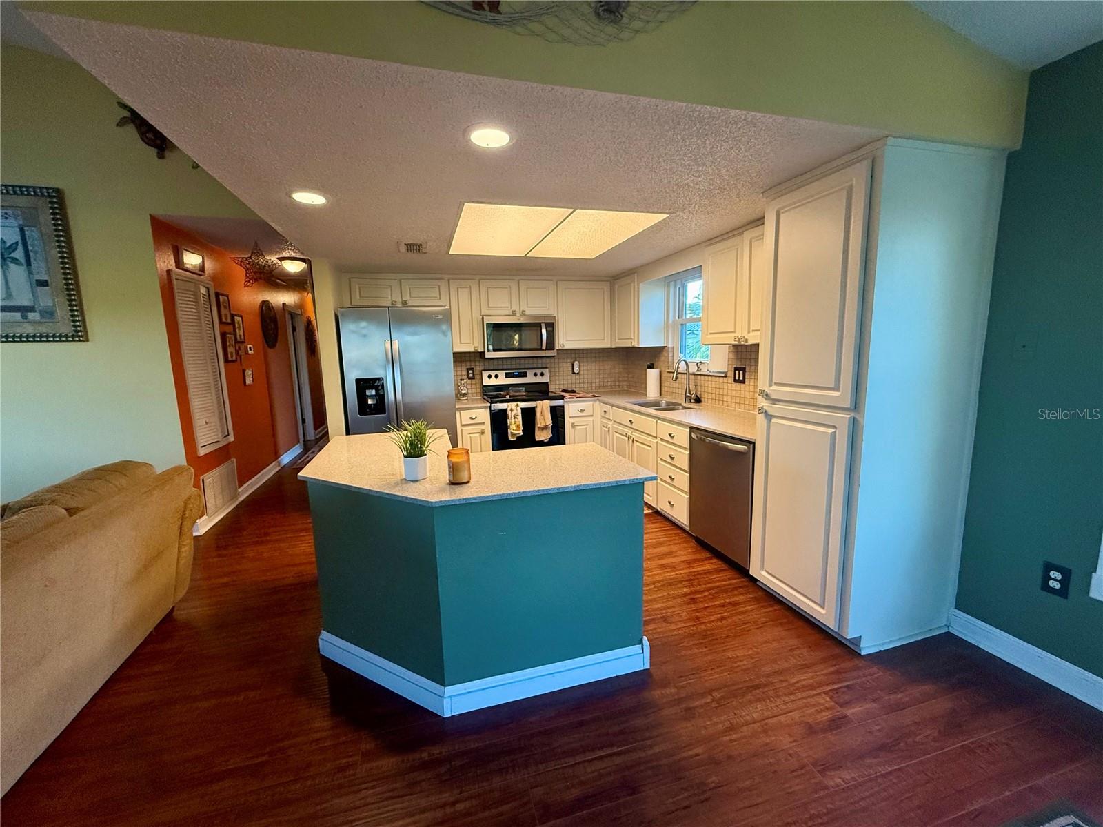 HERNANDO BEACH - Residential