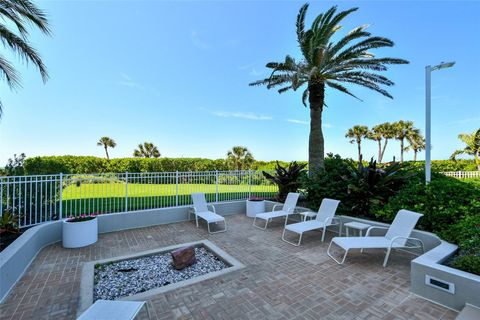 A home in LONGBOAT KEY