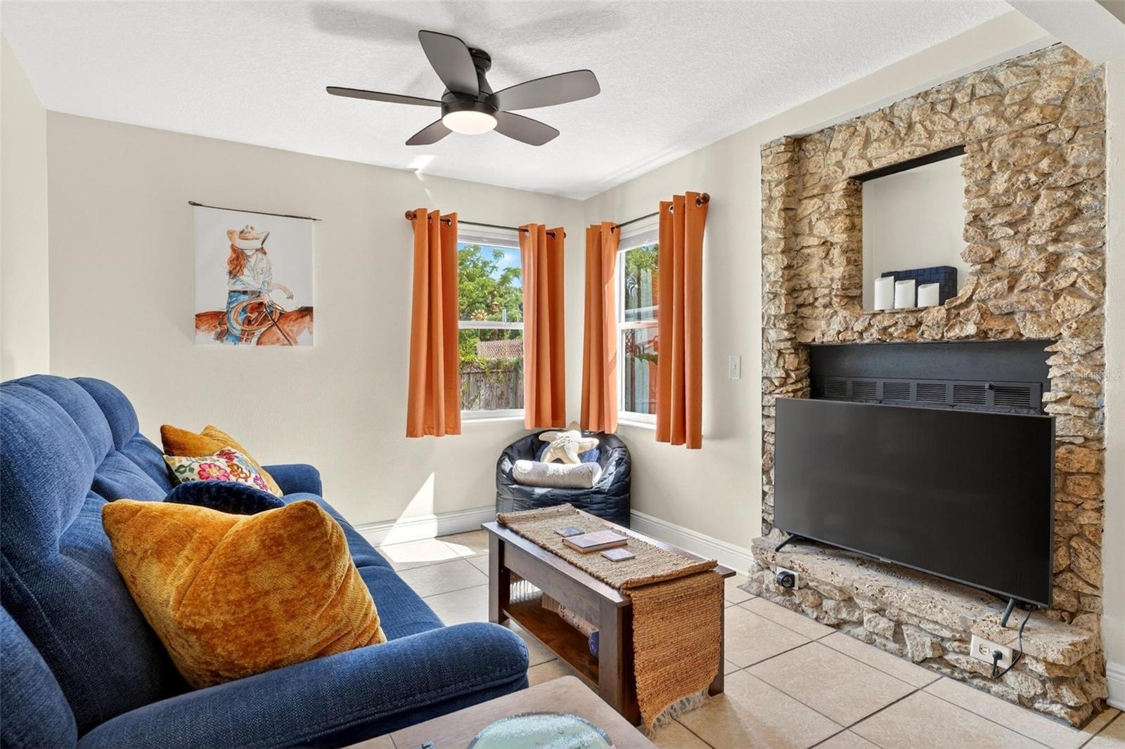 MELROSE VILLAGE - Residential