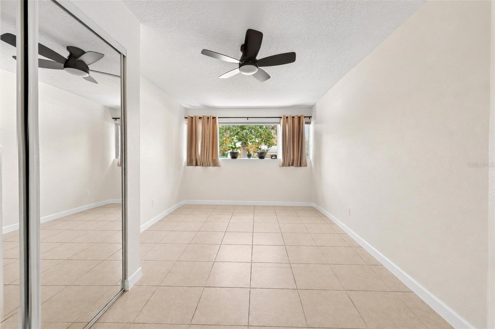 MELROSE VILLAGE - Residential