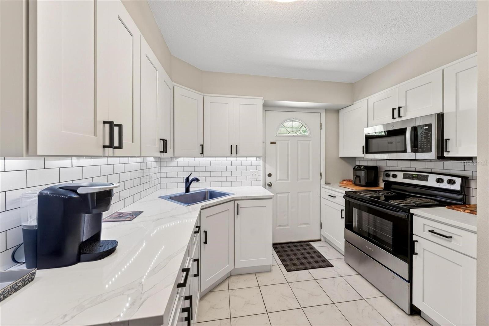 MELROSE VILLAGE - Residential