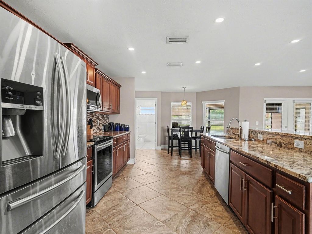 Photo of 2305 14th Street W, Palmetto, FL 34221 (MLS # A4686158)