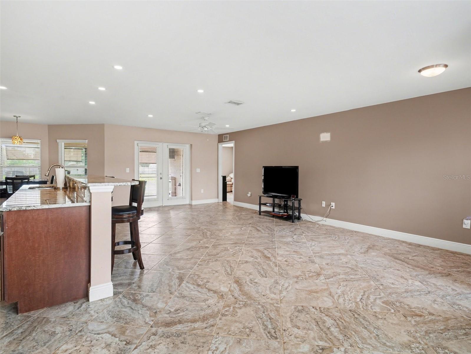 PALMETTO PLANTATION - Residential