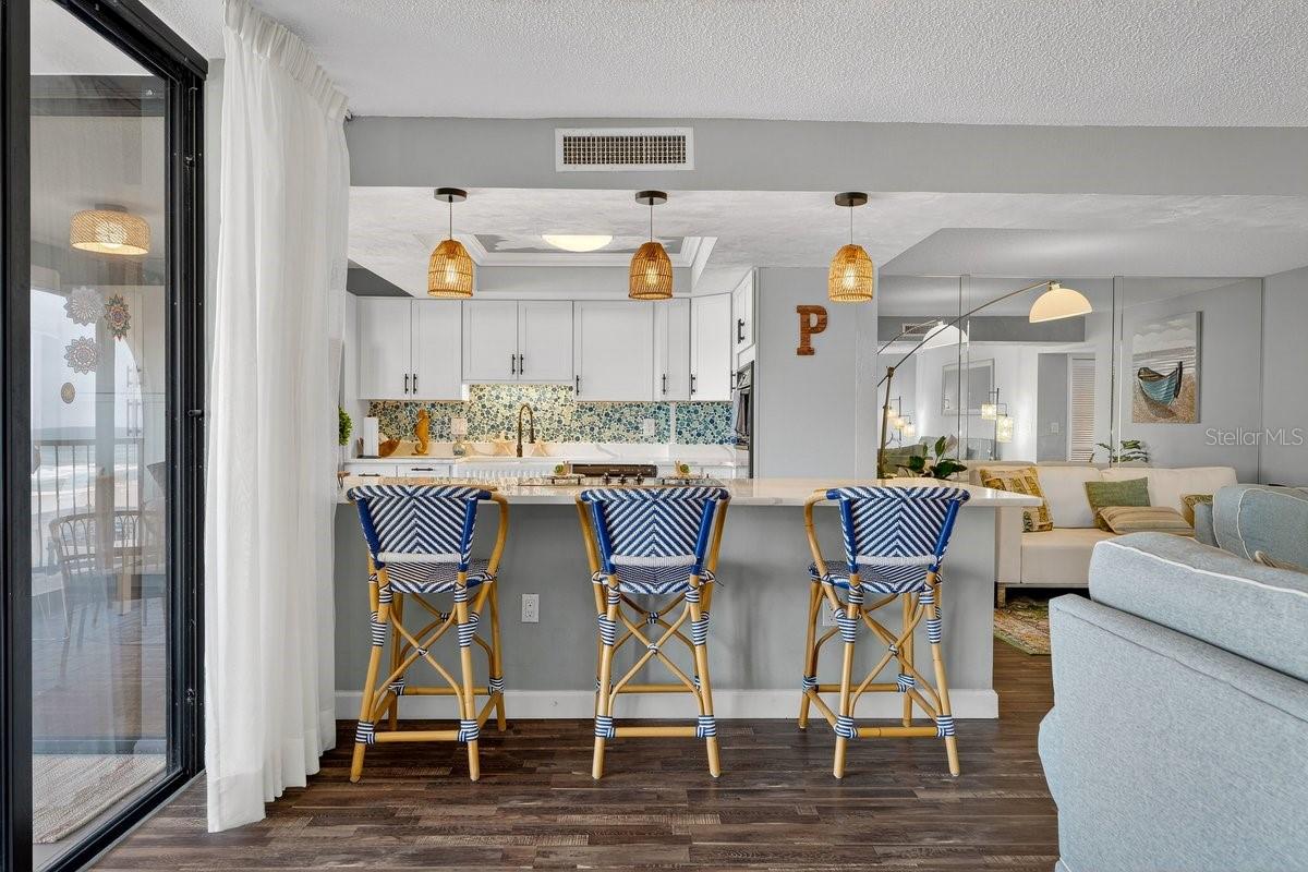 OCEANS 04 - Residential