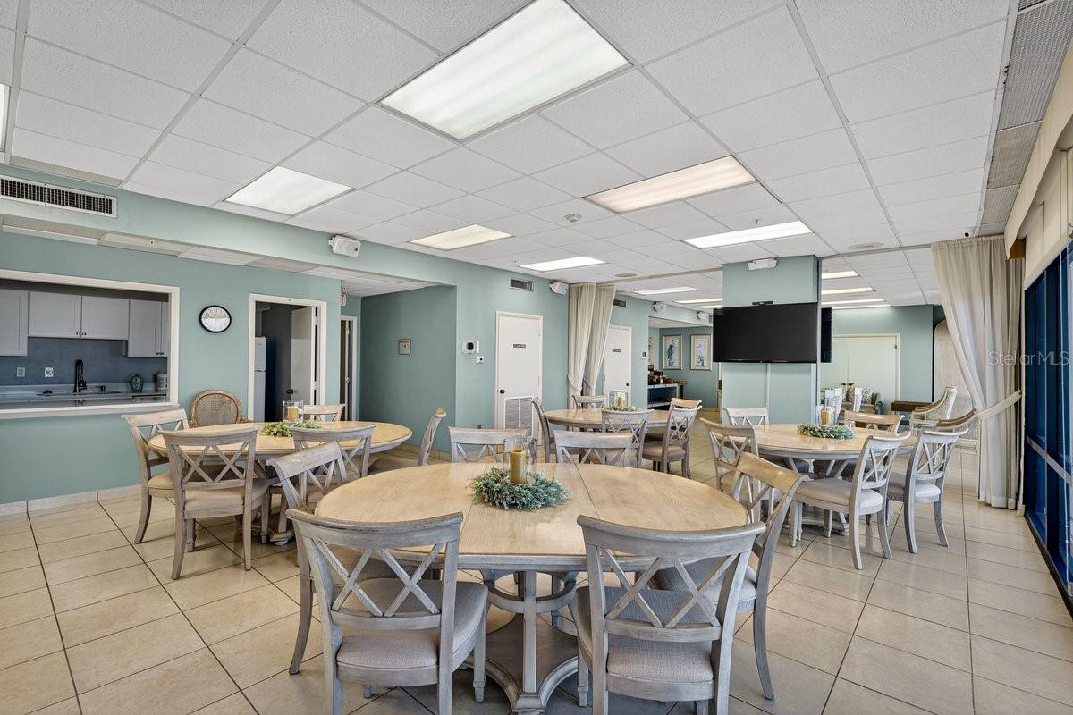 OCEANS 04 - Residential