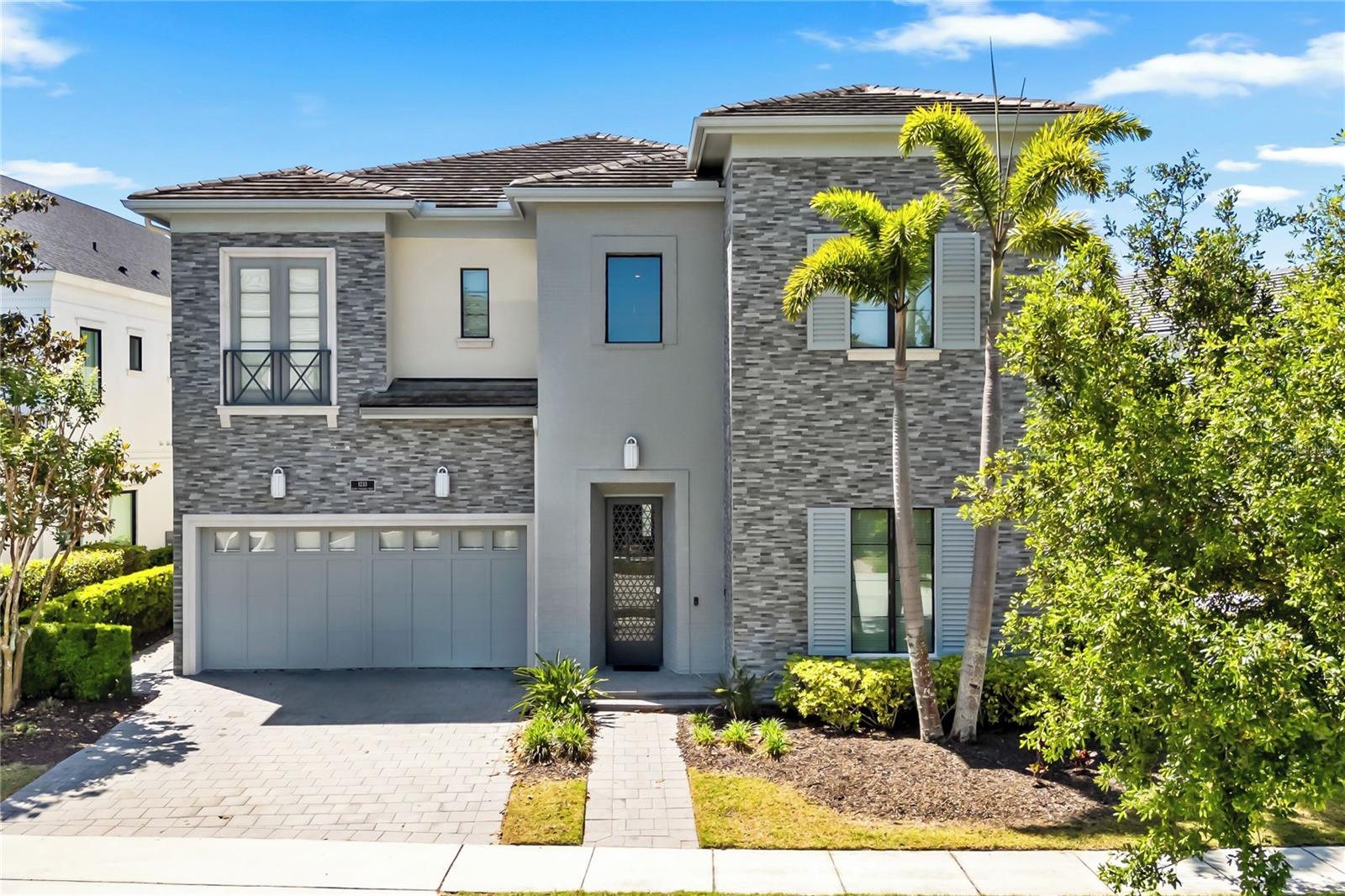 1233 GRAND TRAVERSE PARKWAY