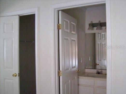 CAPSTONE QUARTERS CONDO - Residential Lease