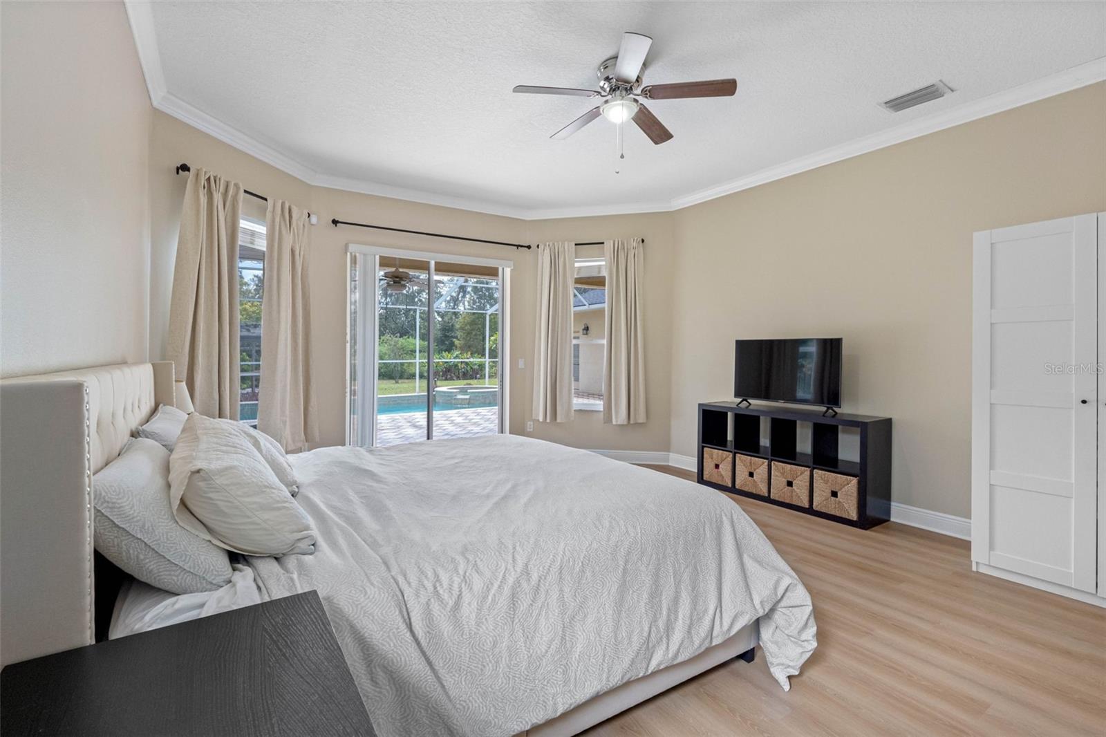 MANOR OAKS SUBDIVISION - Residential