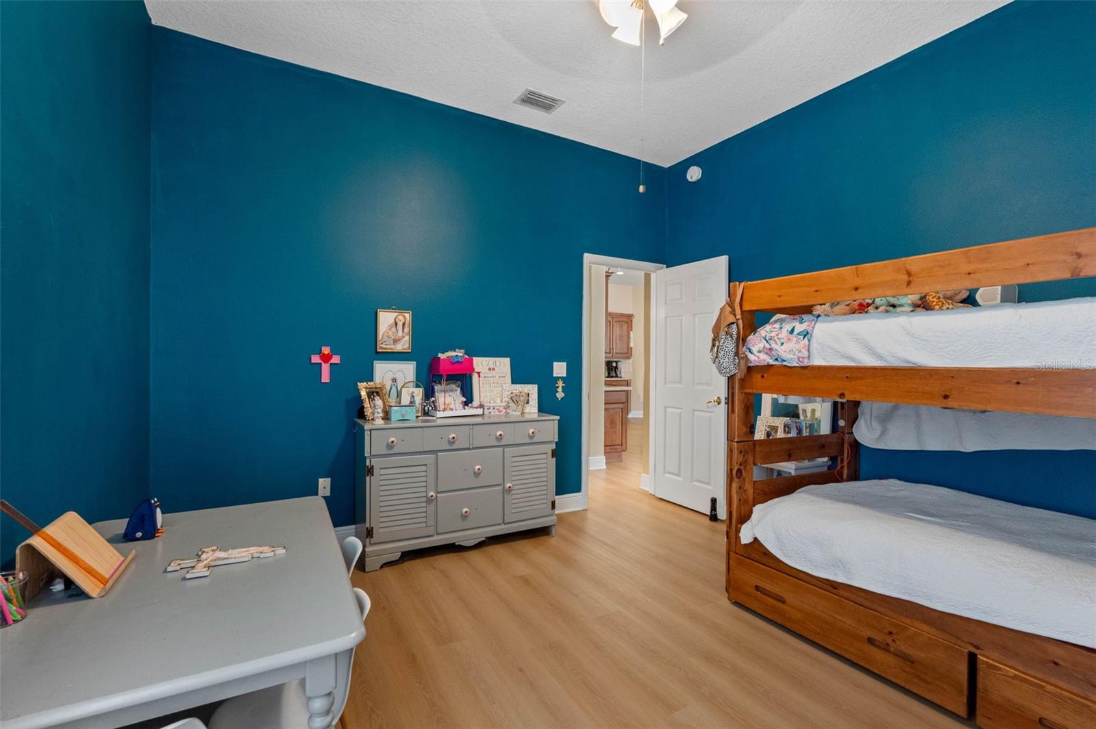 MANOR OAKS SUBDIVISION - Residential