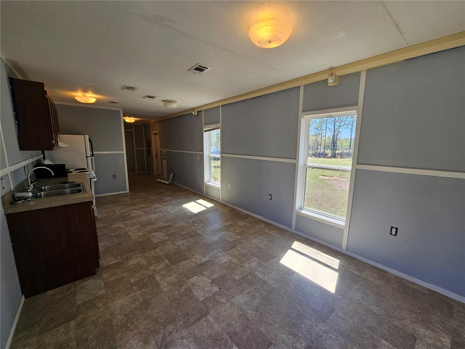 WILLISTON HIGHLANDS UN 12 - Residential