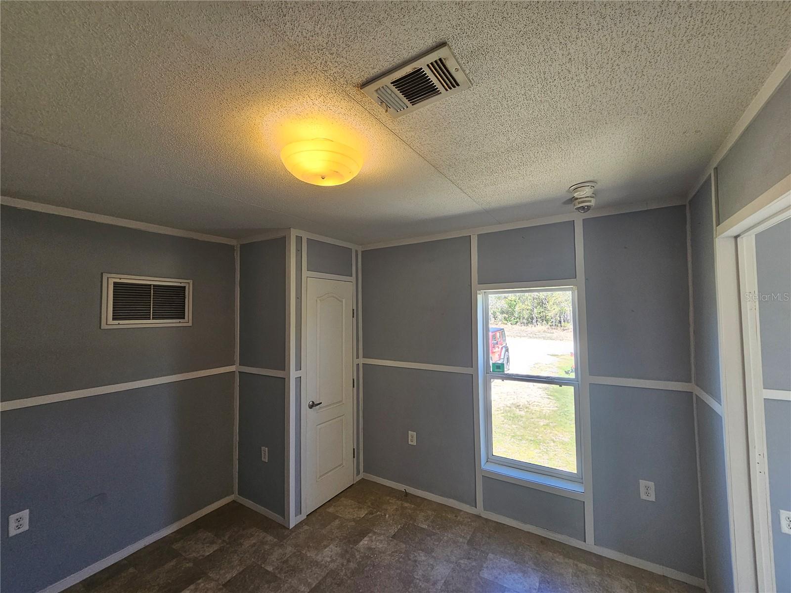 WILLISTON HIGHLANDS UN 12 - Residential