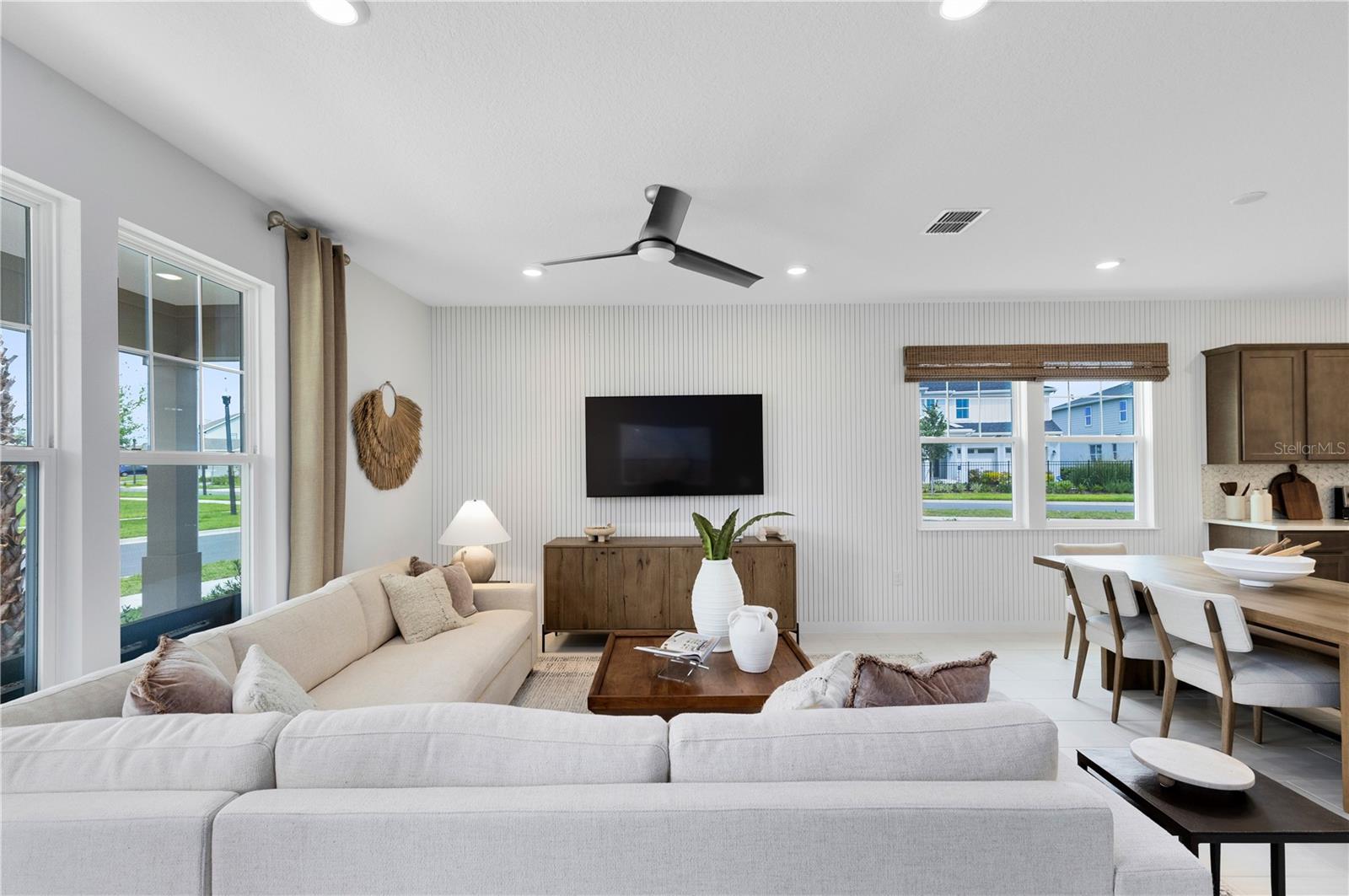 SILVERLEAF OAKS - Residential