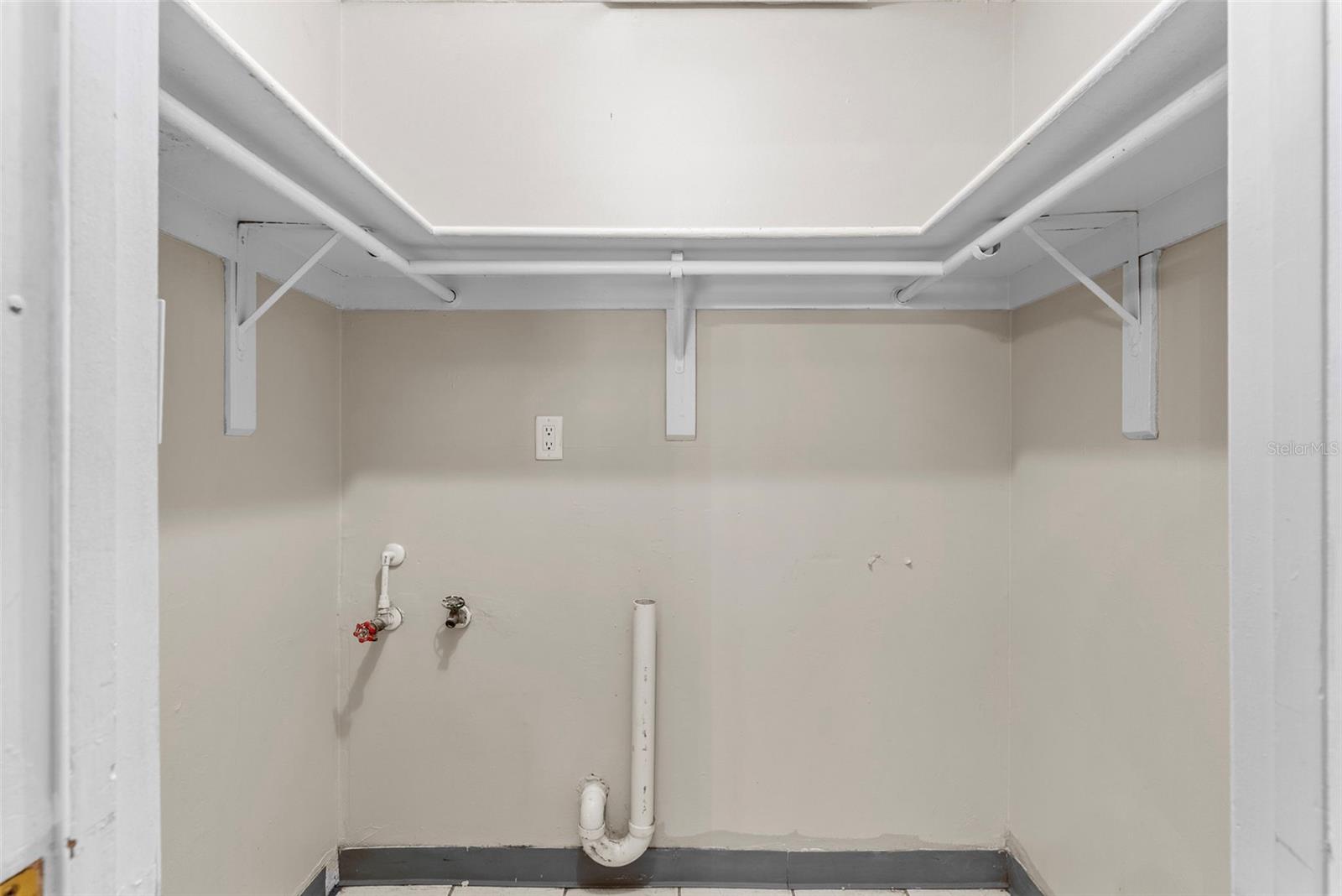 ALAMO VILLAS - Residential Income