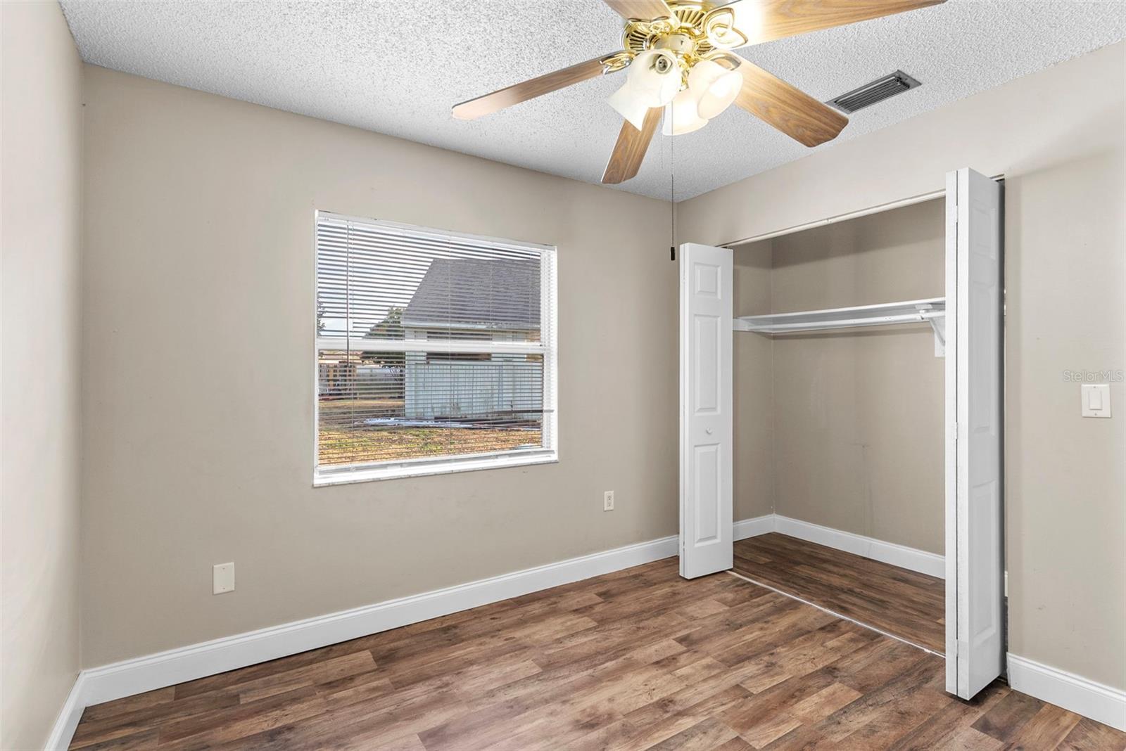 ALAMO VILLAS - Residential Income