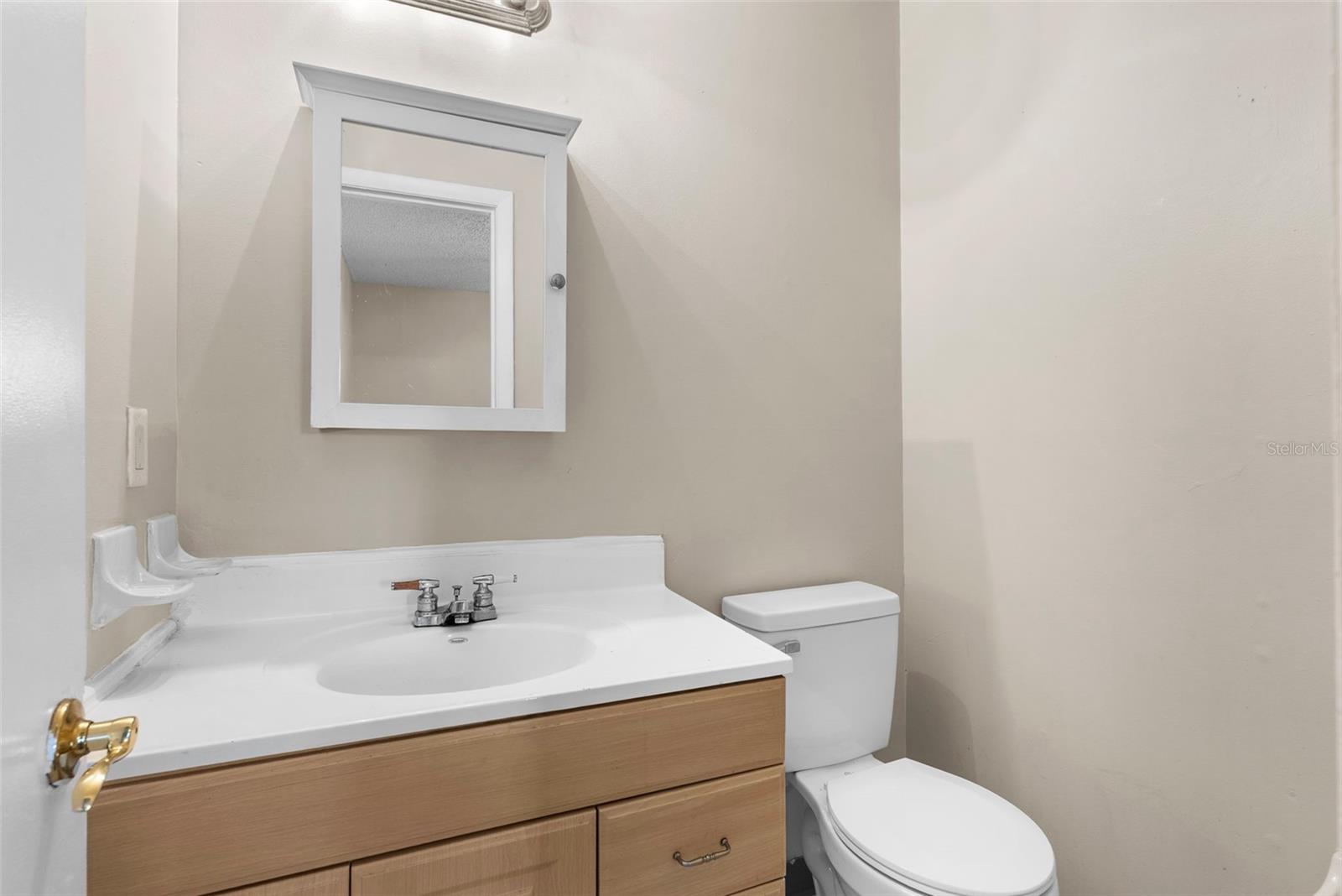 ALAMO VILLAS - Residential Income