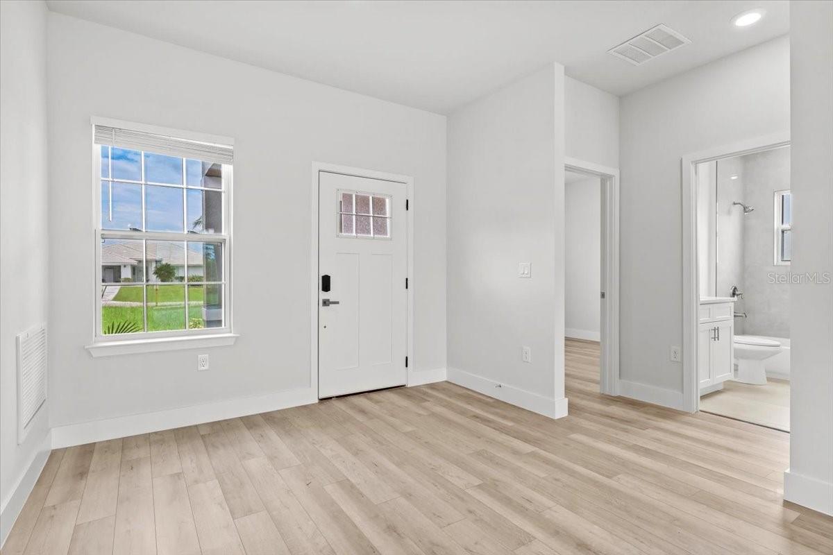 2580 PLUMOSA DRIVE