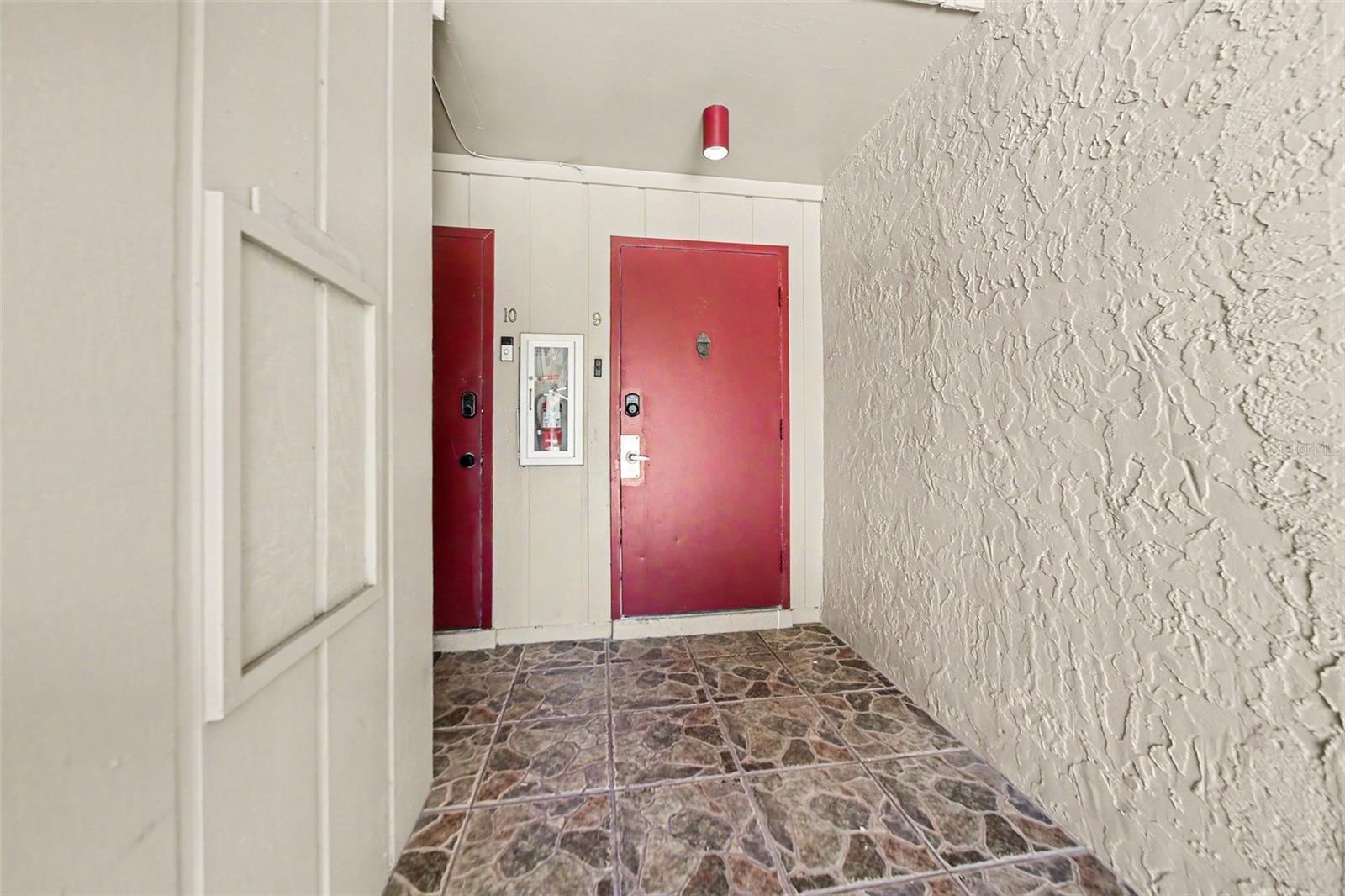 429 SHEOAH BOULEVARD 9