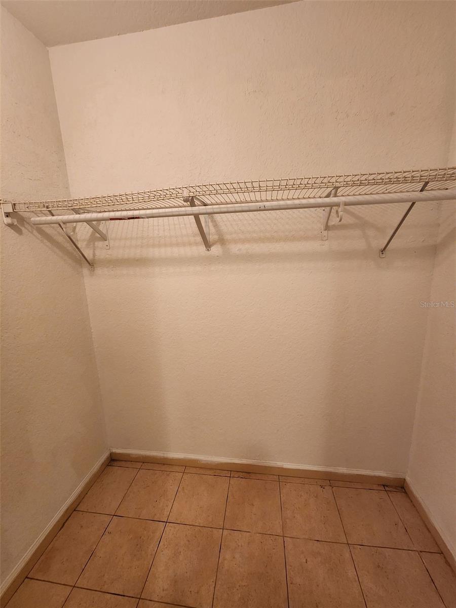 VICTORIA PARK - Residential Lease