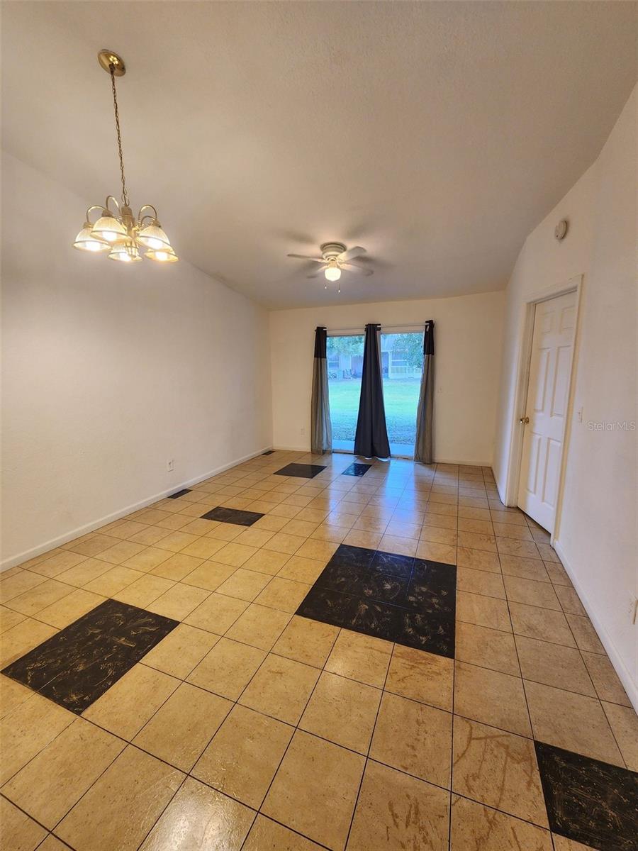 VICTORIA PARK - Residential Lease