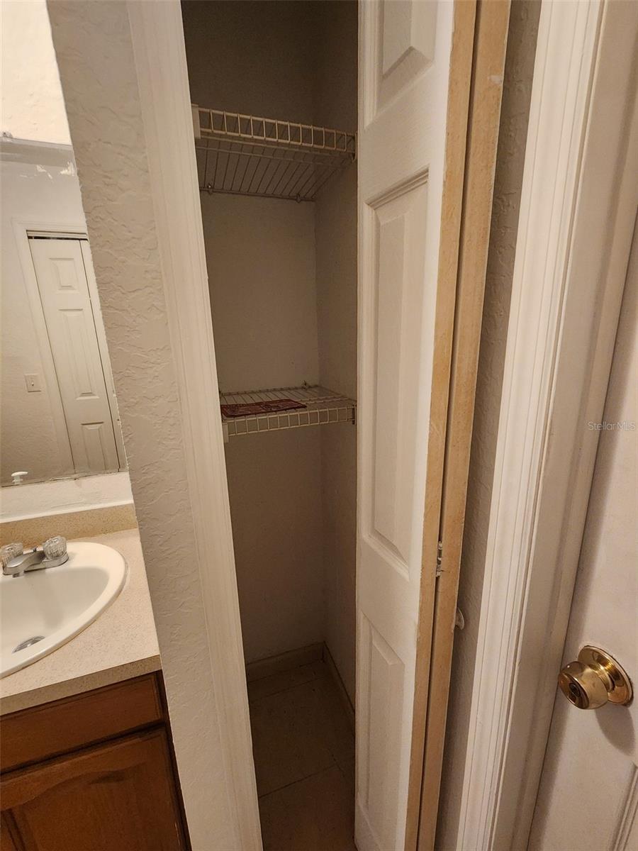 VICTORIA PARK - Residential Lease