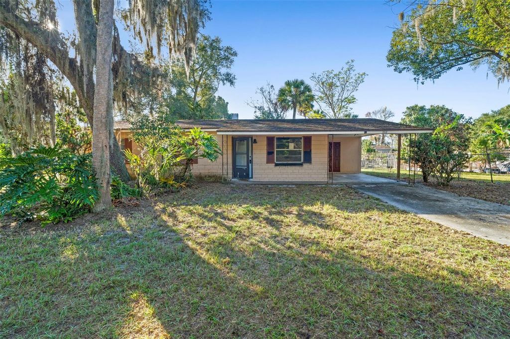 Photo of 298 Nursery Street, Oviedo, FL 32765 (MLS # V4946632)