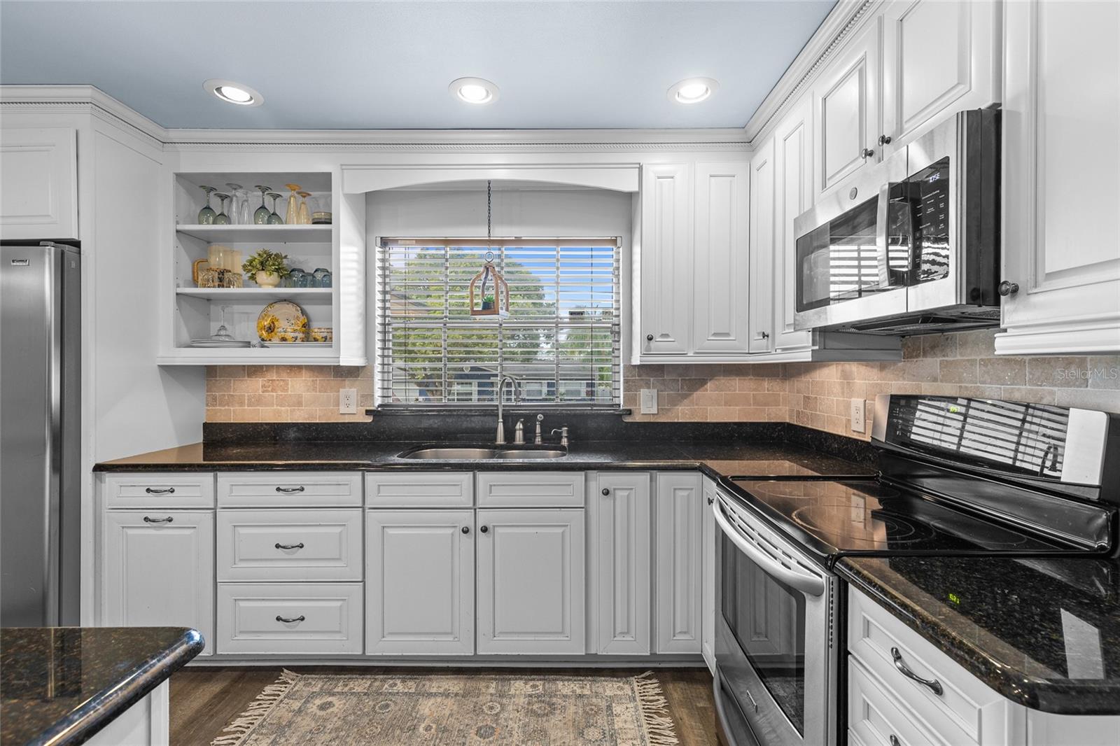 MEADOWS WEST - Residential