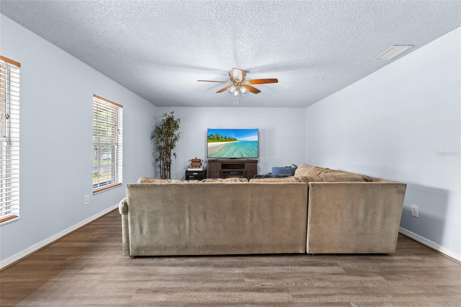 MEADOWS WEST - Residential