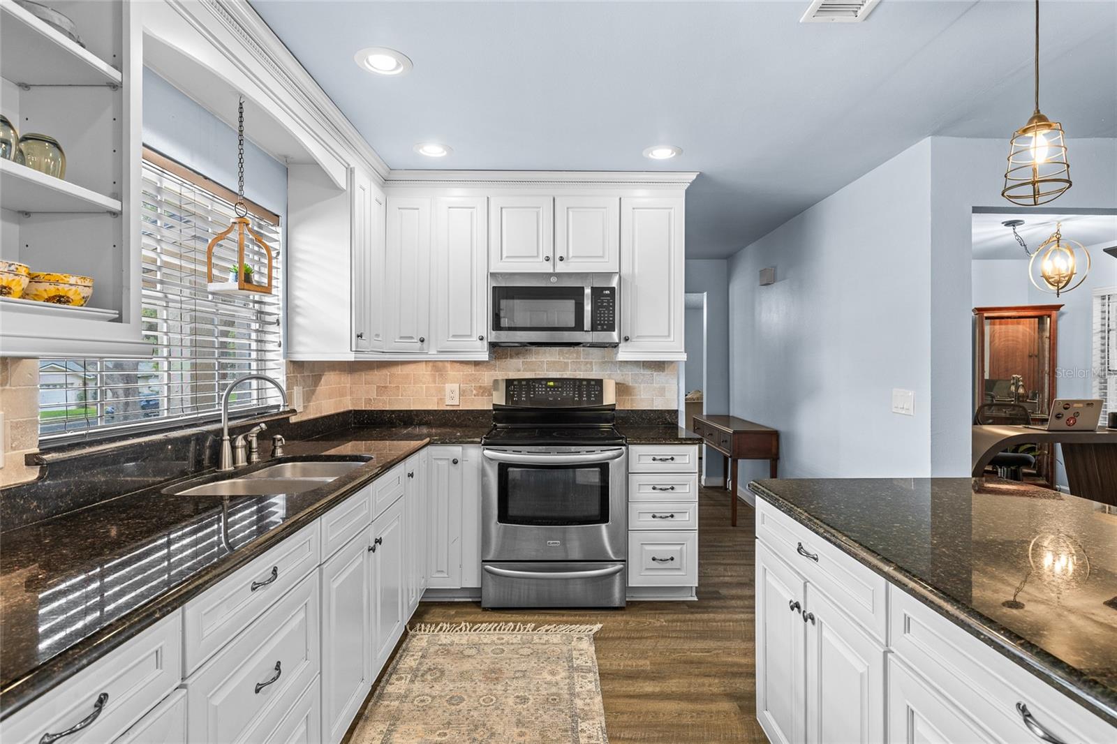 MEADOWS WEST - Residential